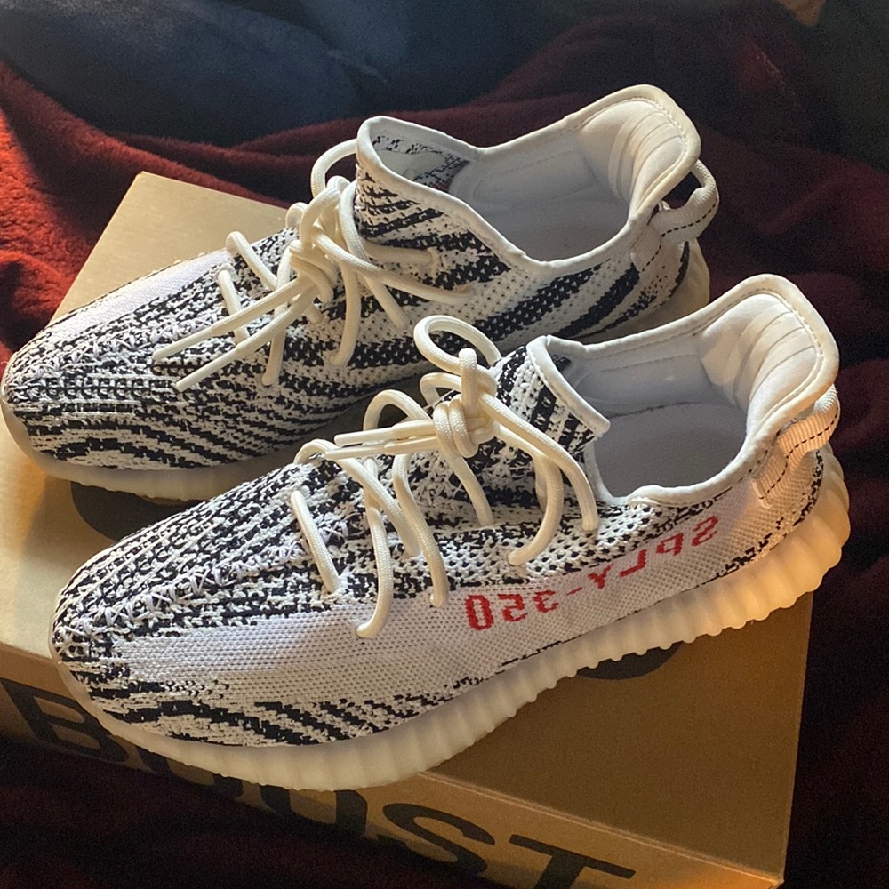 Yeezy Boost 350 Zebra